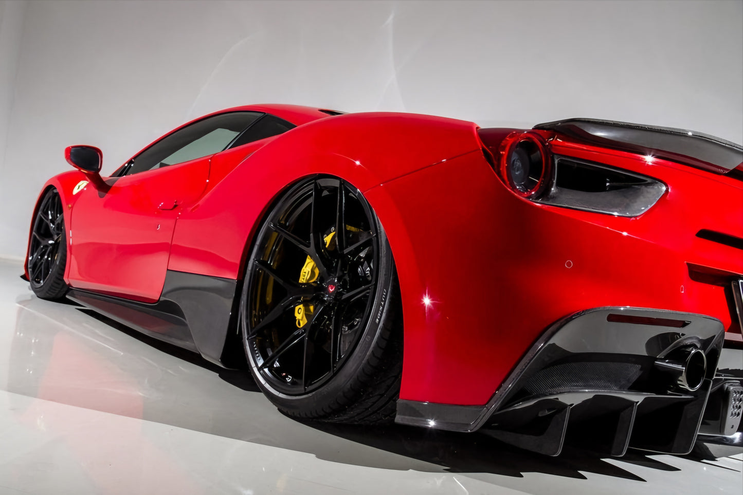 Ferrari 488 GTB & Spider 2015-2019 DRY Carbon Fiber Rear Spoiler (V2)