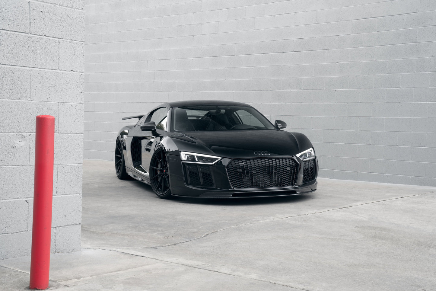 AUDI R8 V8 (V10) 2017-2019 DRY Carbon Fiber Front Splitter