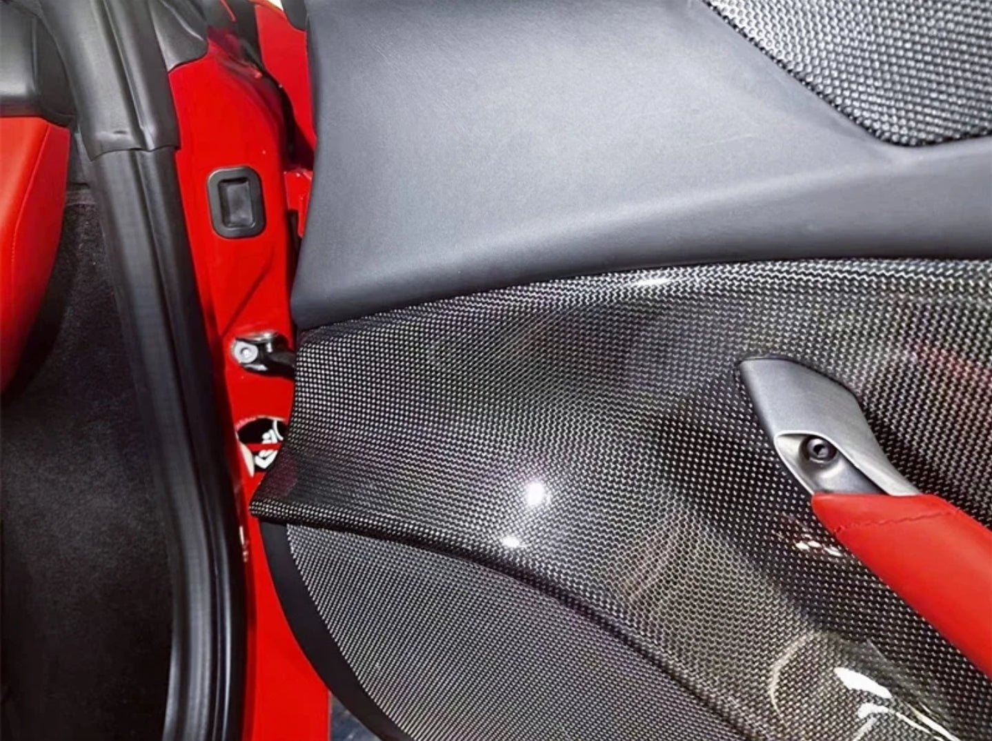 Ferrari 488 GTB & Spider 2015-2019 DRY Carbon Fiber & Forged Carbon OEM-Style Inner Door Panels