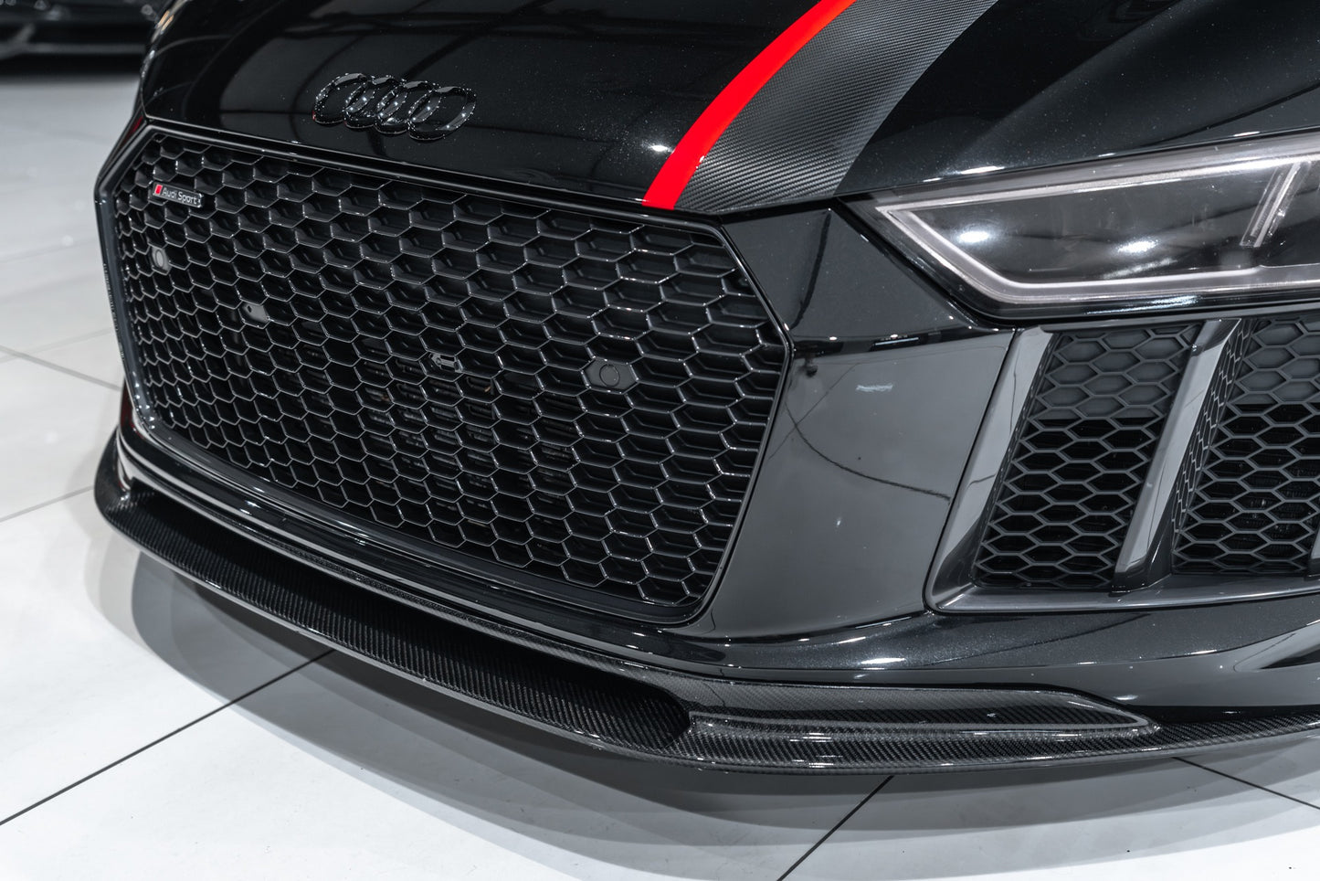 AUDI R8 V8 (V10) 2017-2019 DRY Carbon Fiber Front Splitter