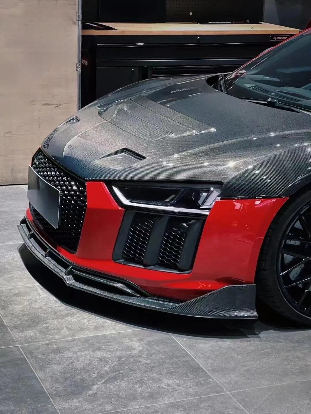 AUDI R8 V8 (V10) 2017-2019 DRY Carbon Fiber Bodykit Upgrade // IMP-Style