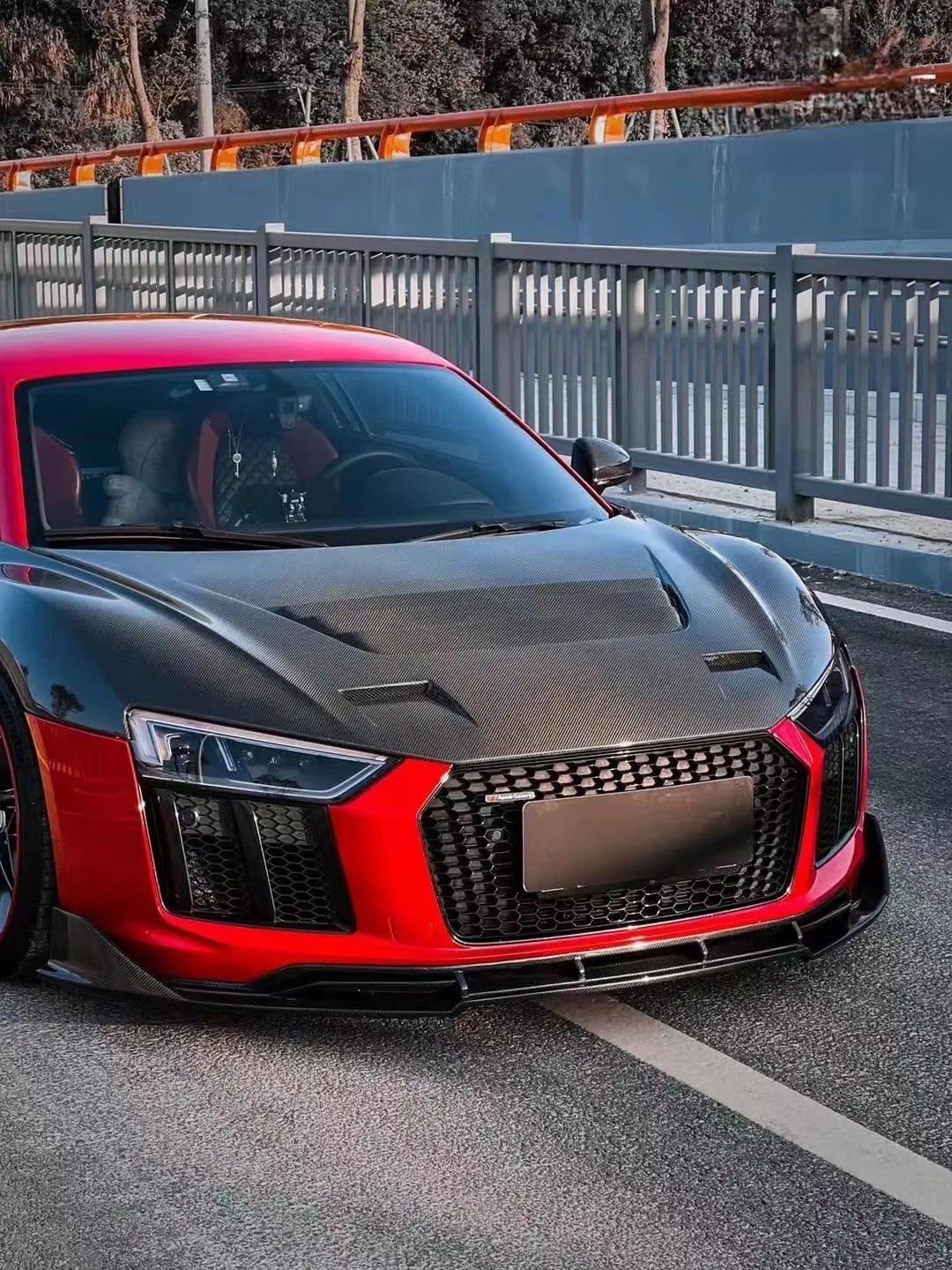 AUDI R8 V8 (V10) 2017-2019 DRY Carbon Fiber Bodykit Upgrade // IMP-Style