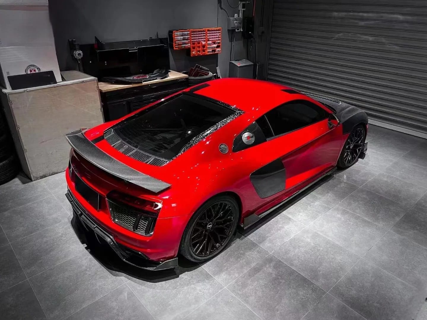 AUDI R8 V8 (V10) 2017-2019 DRY Carbon Fiber Bodykit Upgrade // IMP-Style