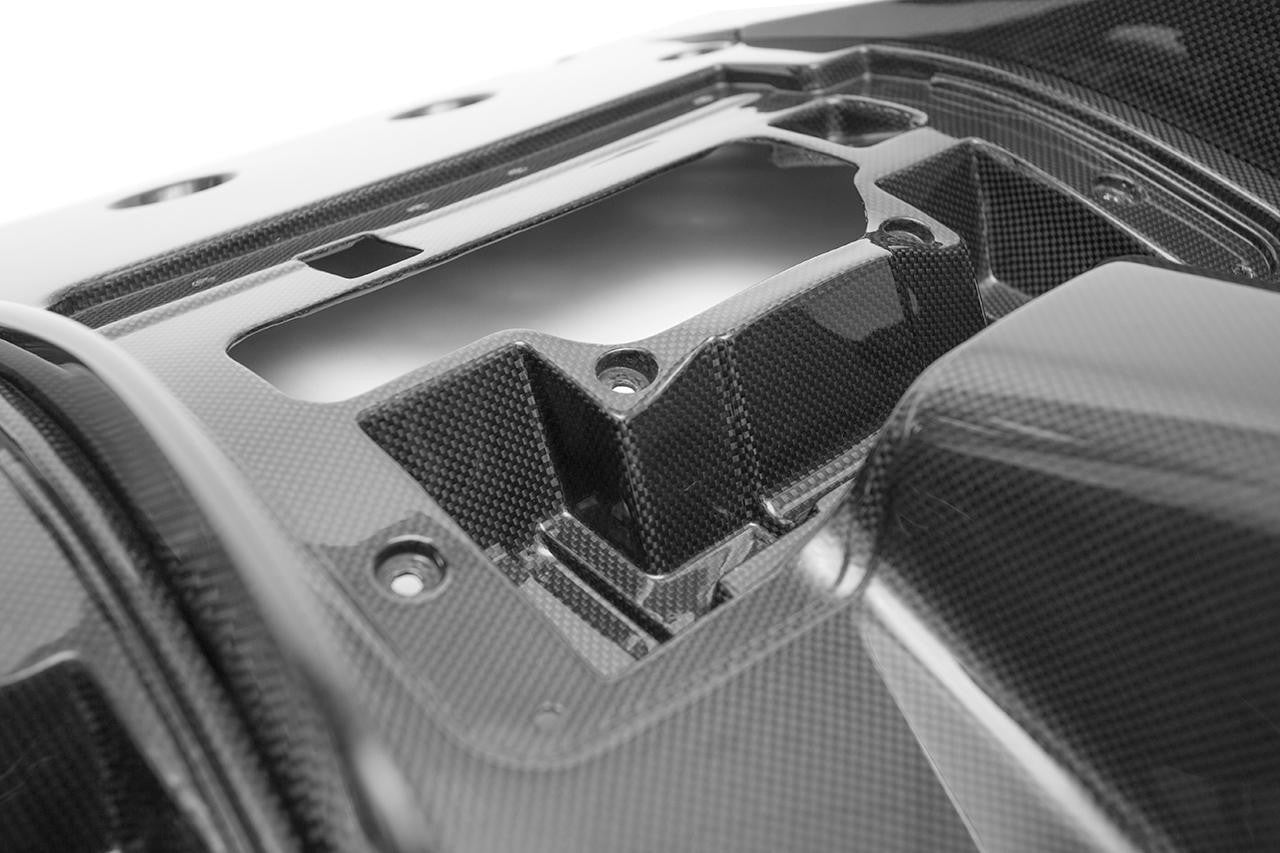 Ferrari 488 GTB & Spider 2015-2019 DRY Carbon Fiber & Forged Carbon Rear Diffuser