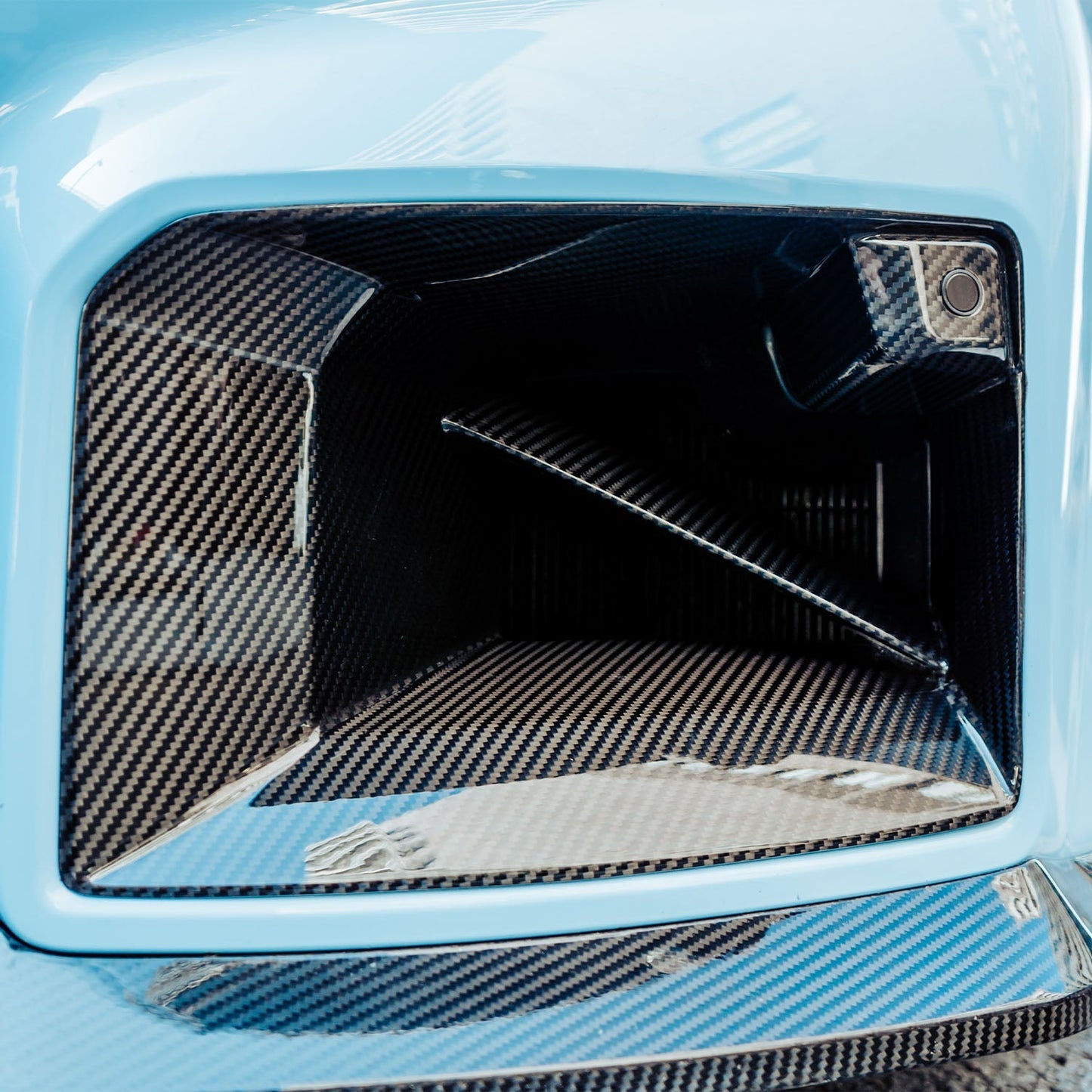 BMW M2 G87 2022+ DRY Carbon Fiber Front Bumper Air Vents