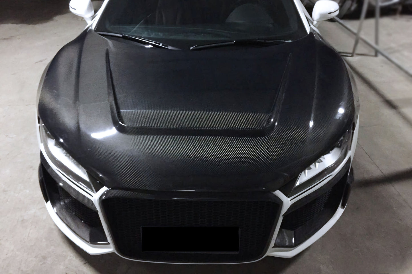 AUDI R8 V8 (V10) 2006-2015 Carbon Fiber Hood