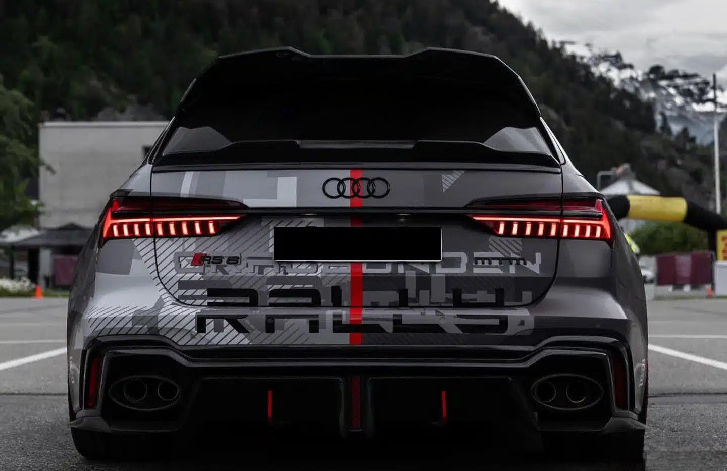 Audi RS6 Avant C8 (2019-2021) SEMI-Carbon iMP Performance Style BodyKit